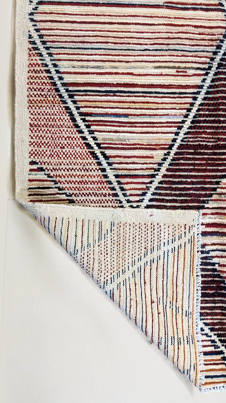 Moroccan Modern Rug - Size: 11.8 x 8.11