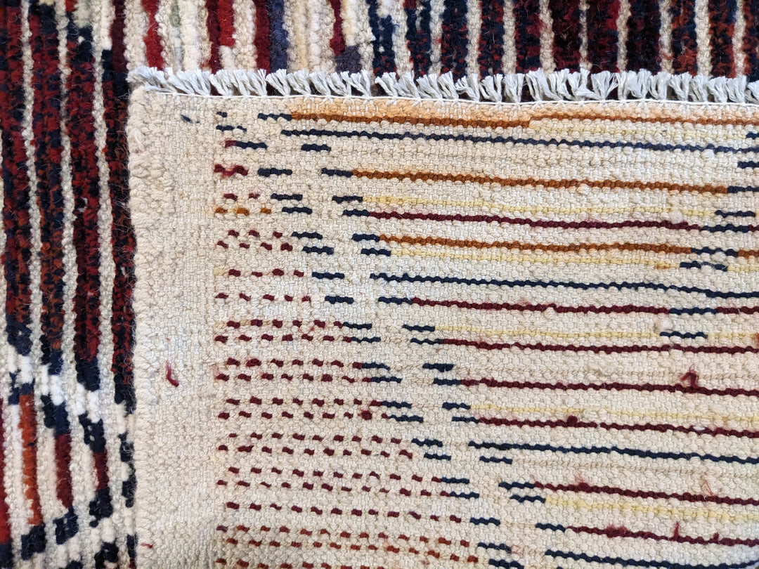 Moroccan Modern Rug - Size: 11.8 x 8.11