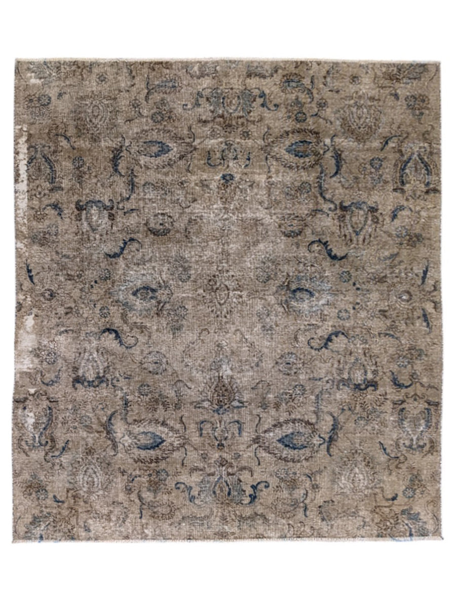 Virelle - Size: 7.10 x 6.10