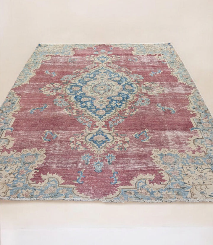 Faylen - Size: 8.11 x 6.4