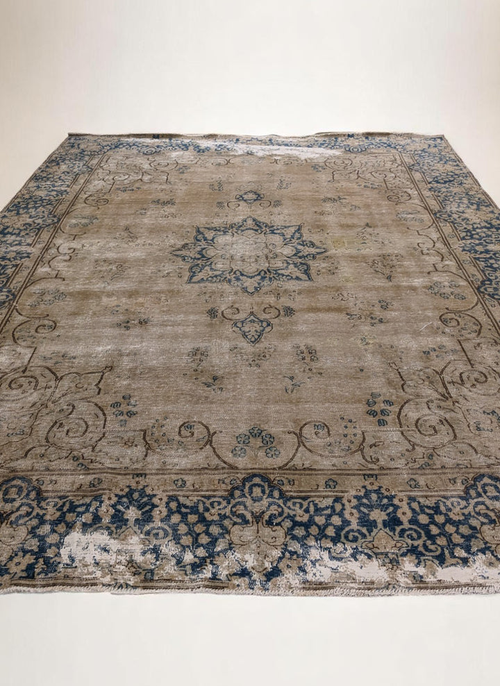 Kashan Persian Vintage Wash Rug - Size: 12.7 x 9