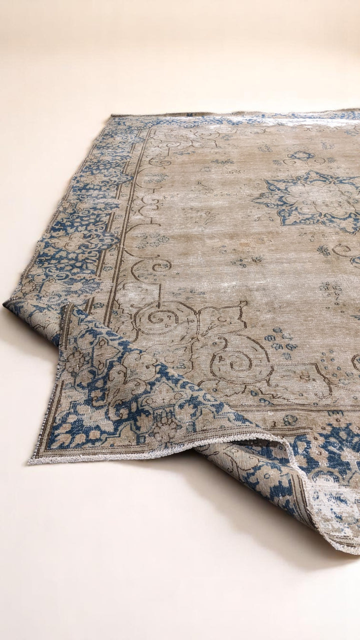 Kashan Persian Vintage Wash Rug - Size: 12.7 x 9