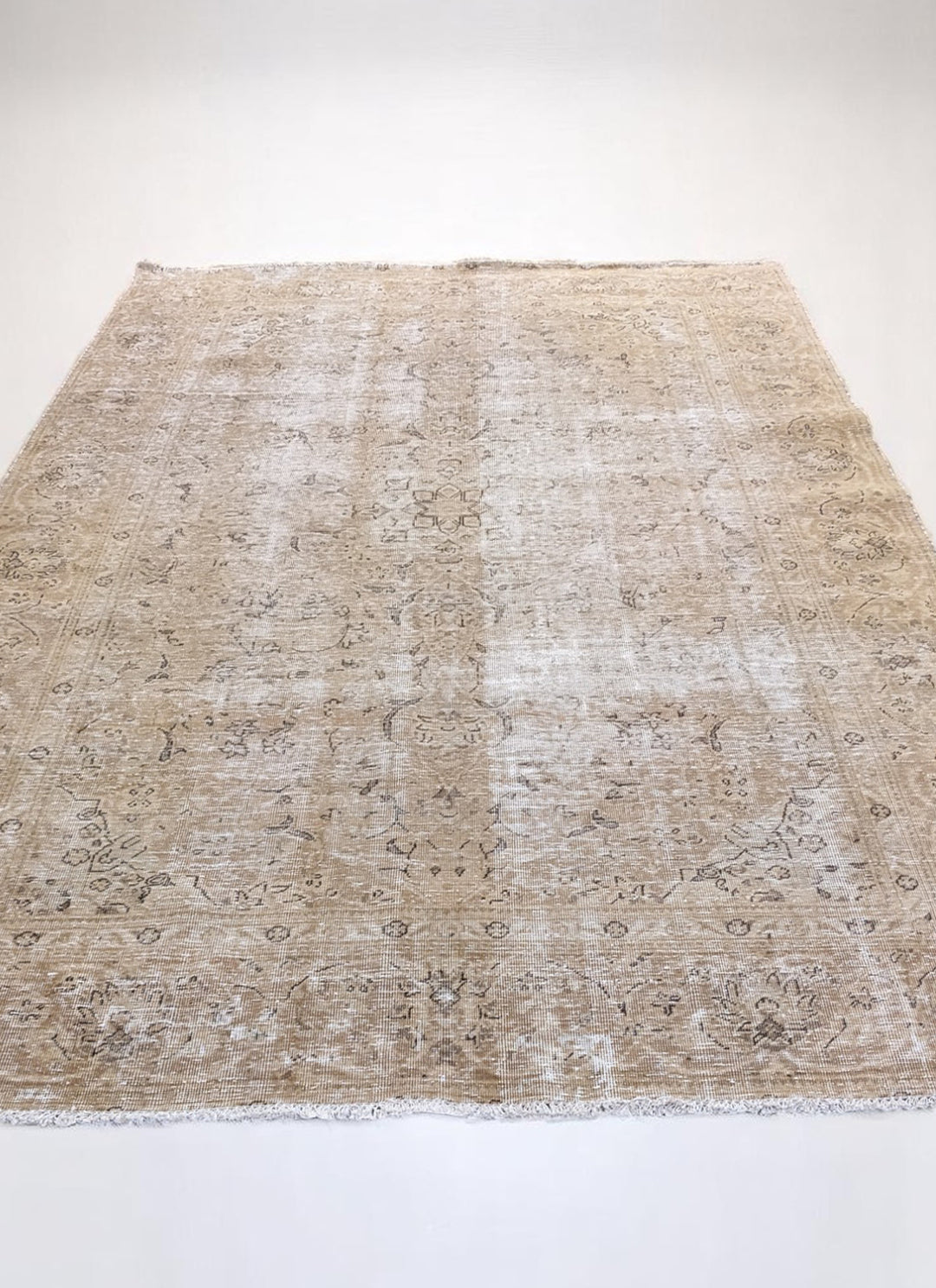 Tabriz Persian Vintage Wash Rug - Size: 9.9 x 6