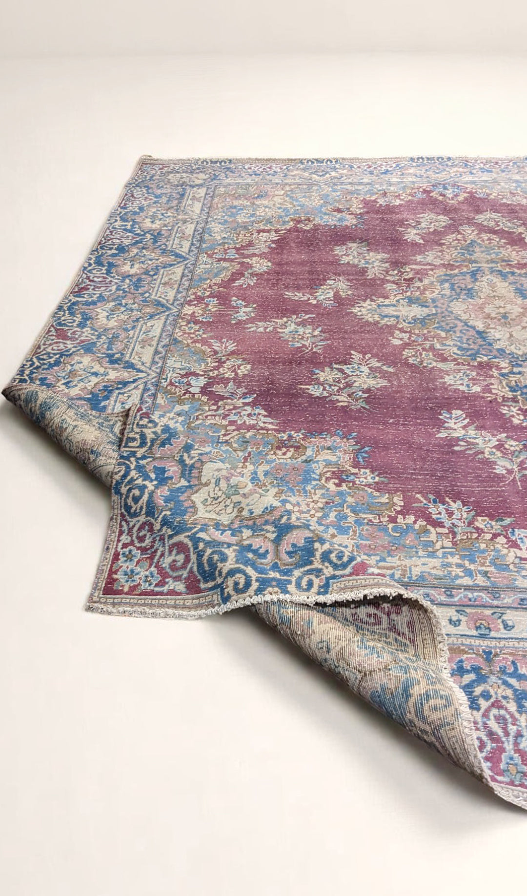 Ferola - Size: 11 x 9.1