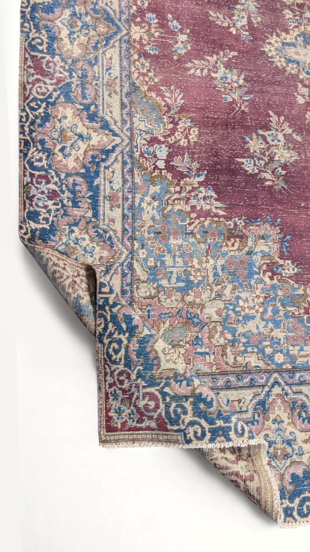 Ferola - Size: 11 x 9.1