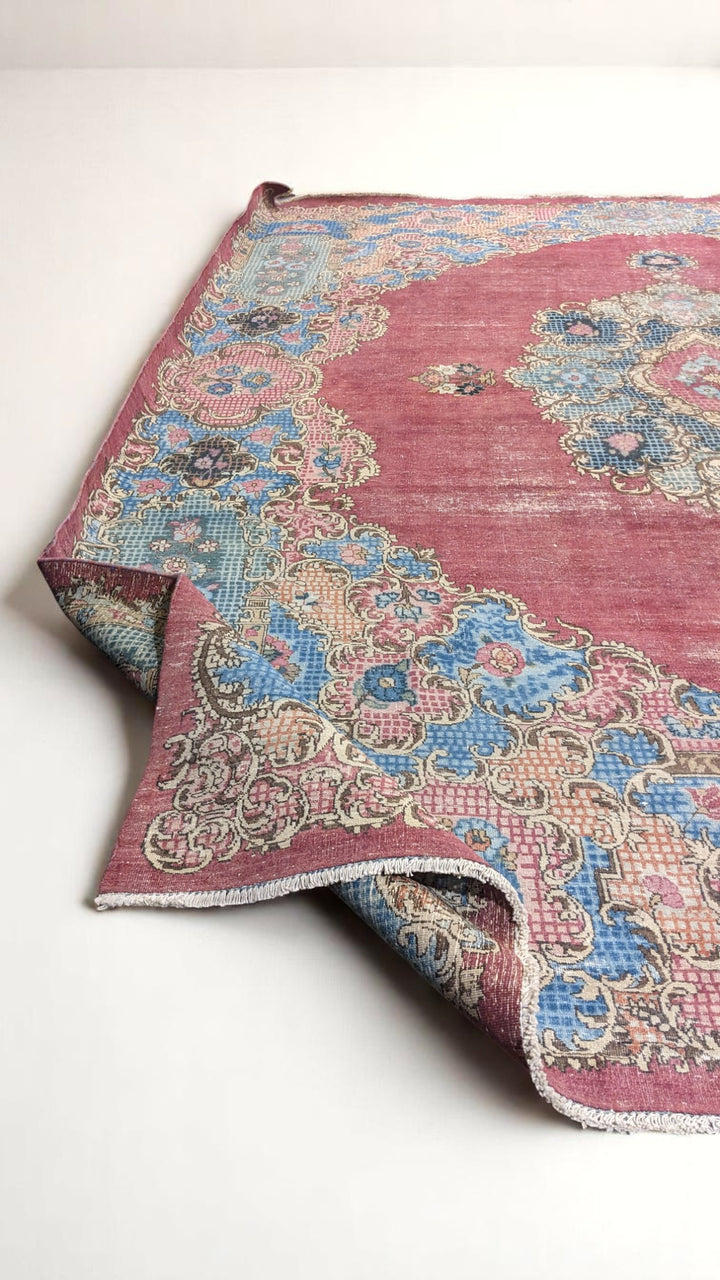 Kashan Persian Vintage Wash Rug - Size: 12.7 x 10.4