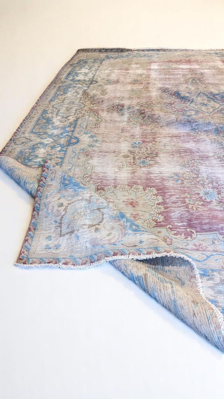 Kashan Persian Vintage Wash Rug - Size: 13.8 x 9.10