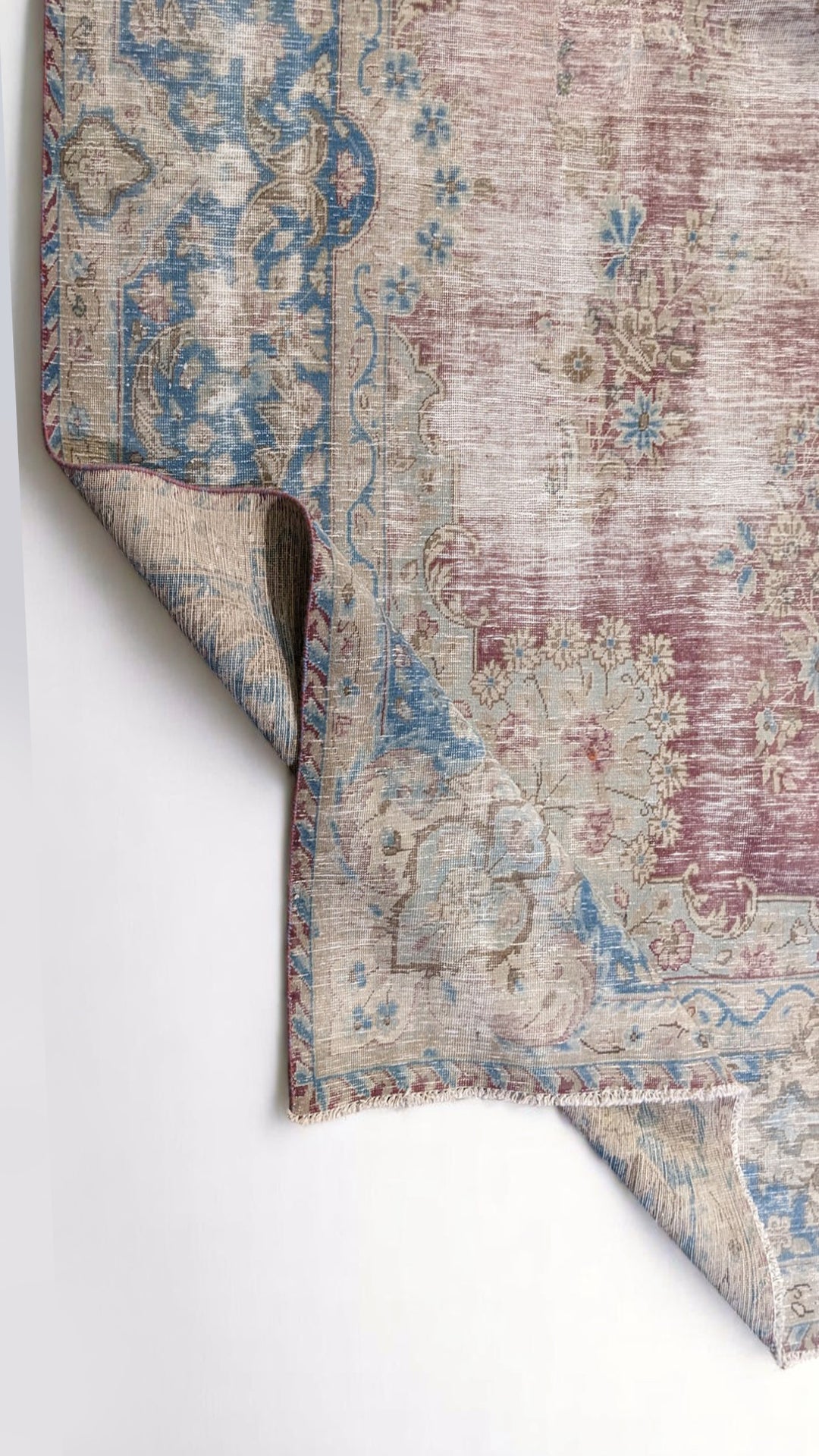 Kashan Persian Vintage Wash Rug - Size: 13.8 x 9.10