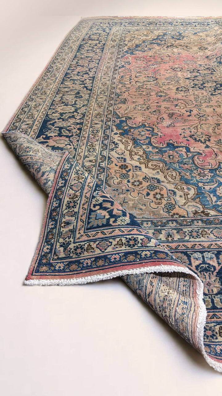 Kashan Persian Vintage Wash Rug - Size: 12.10 x 9.11