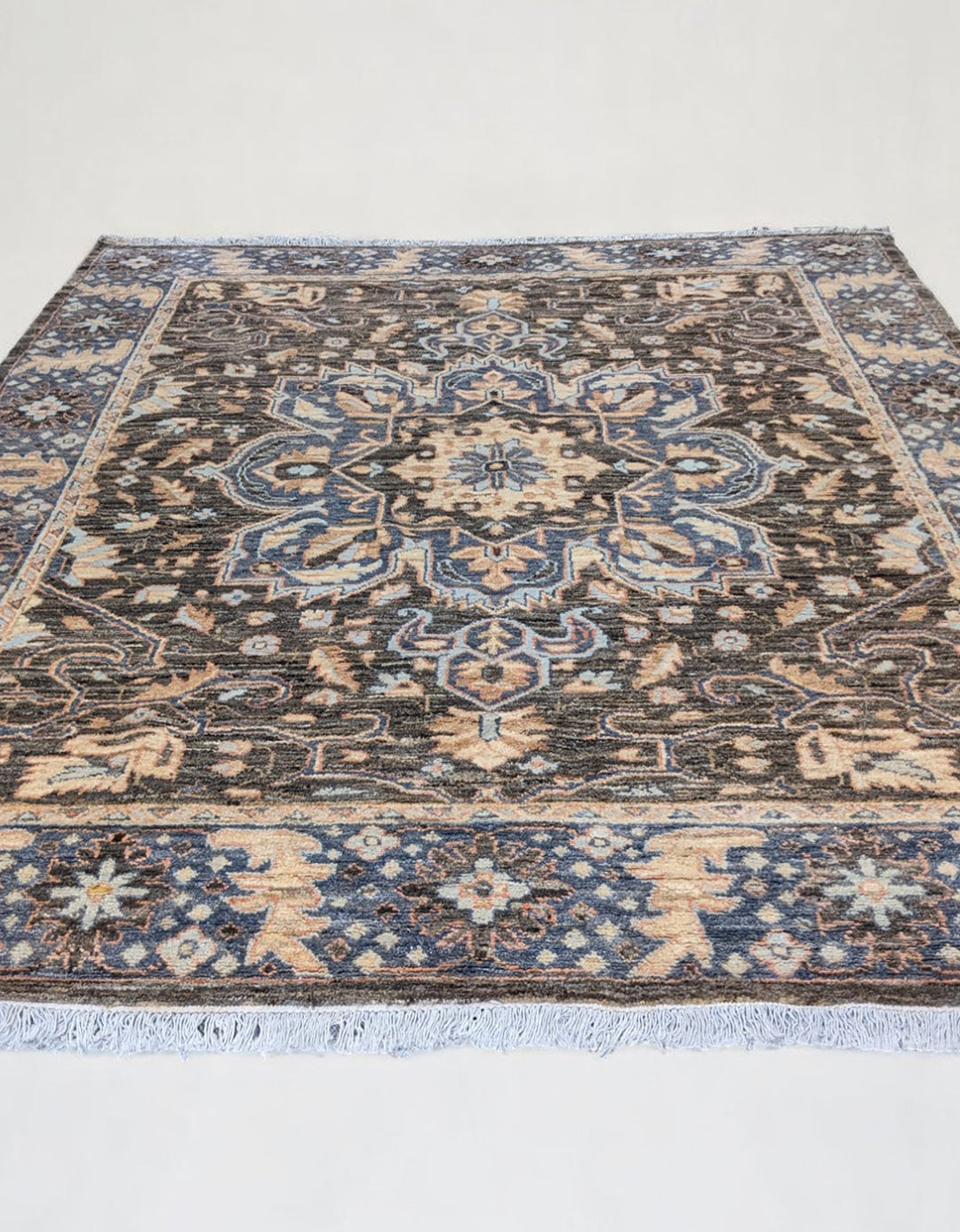 Wrealm Hand Knotted Rug - Size: 10.3 x 8.1