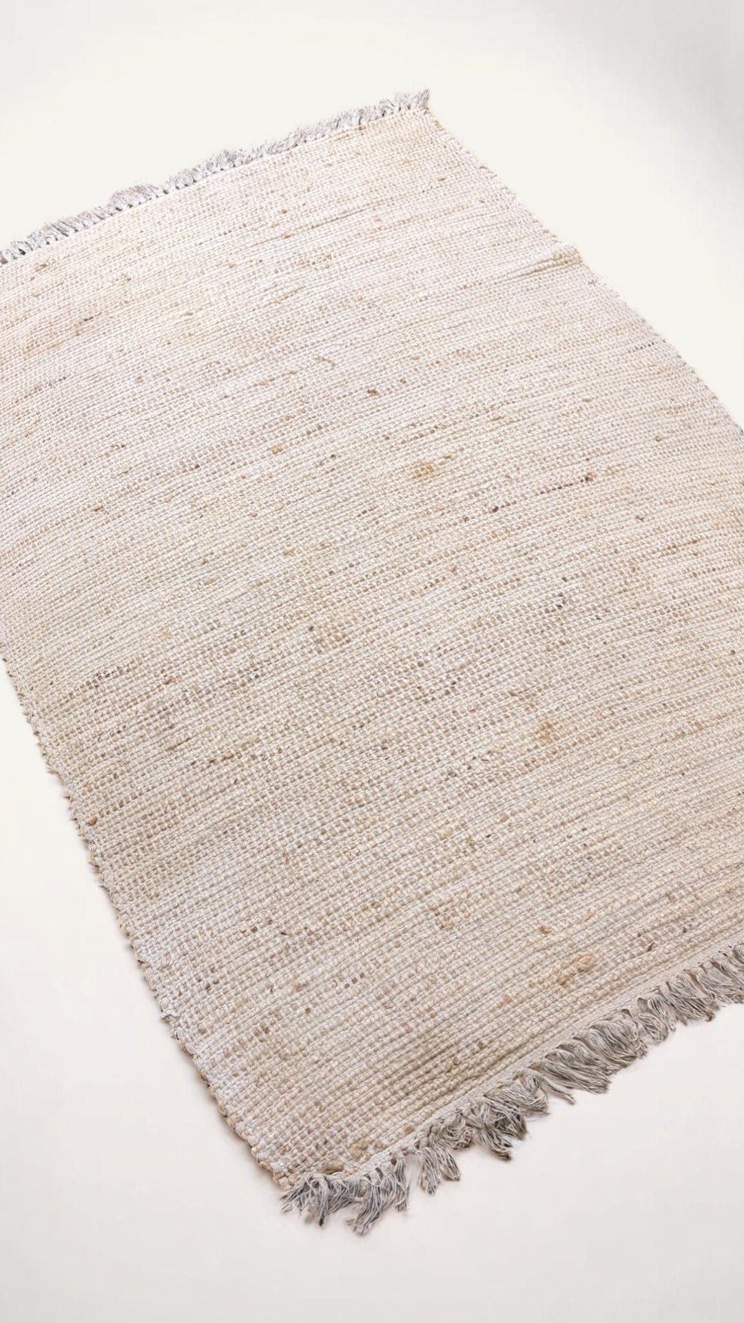 Zephi - Size: 6.7 x 4.6