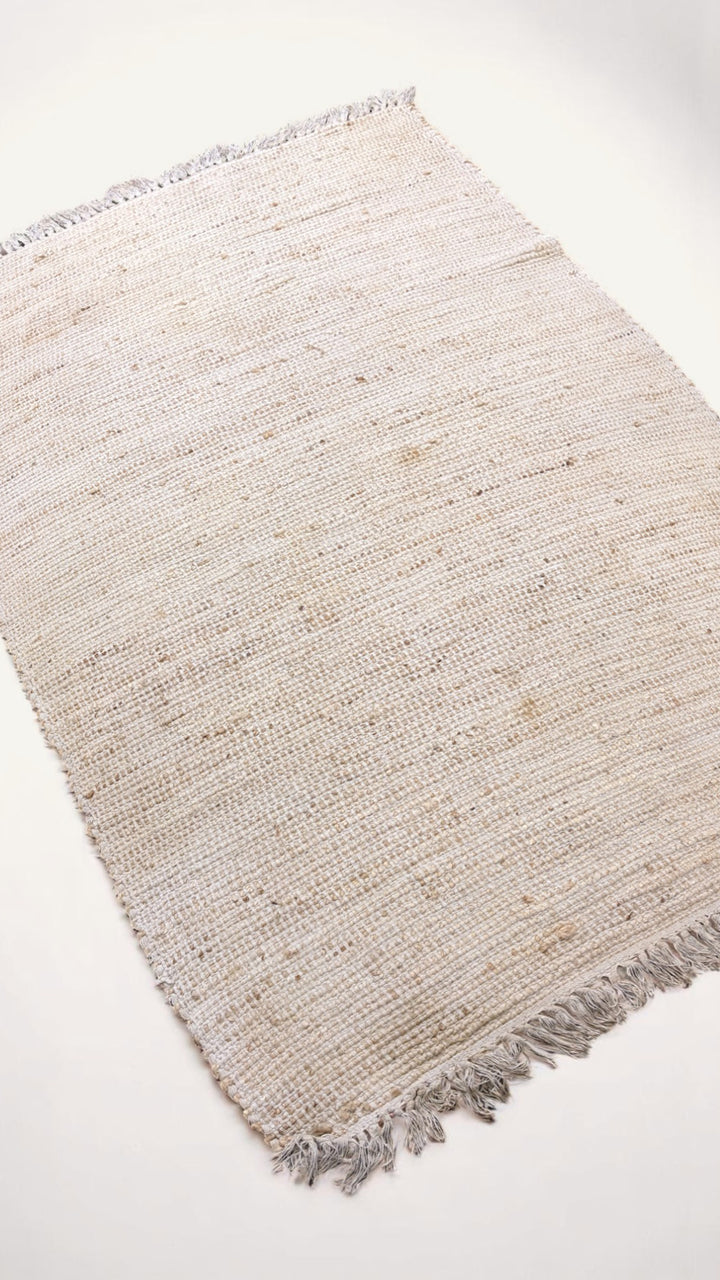 Zephi - Size: 6.7 x 4.6