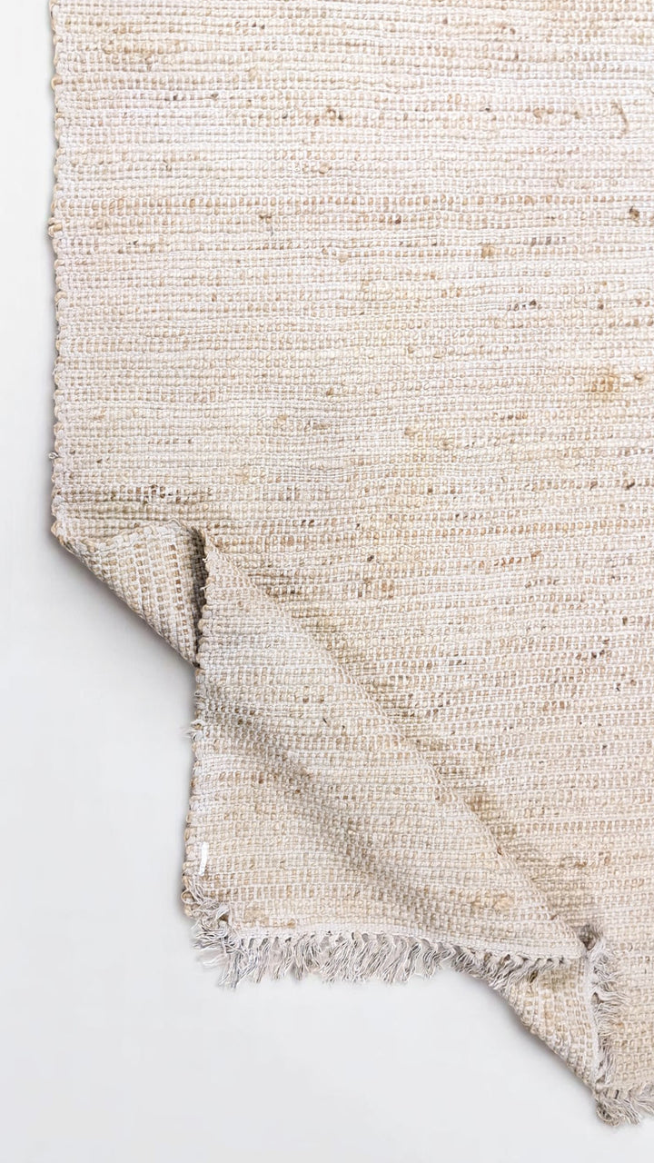 Zephi - Size: 6.7 x 4.6