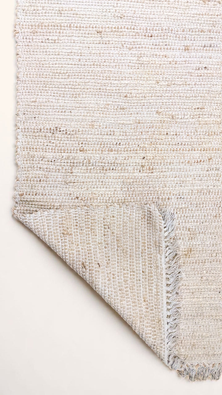 Zephi - Size: 6.7 x 4.6