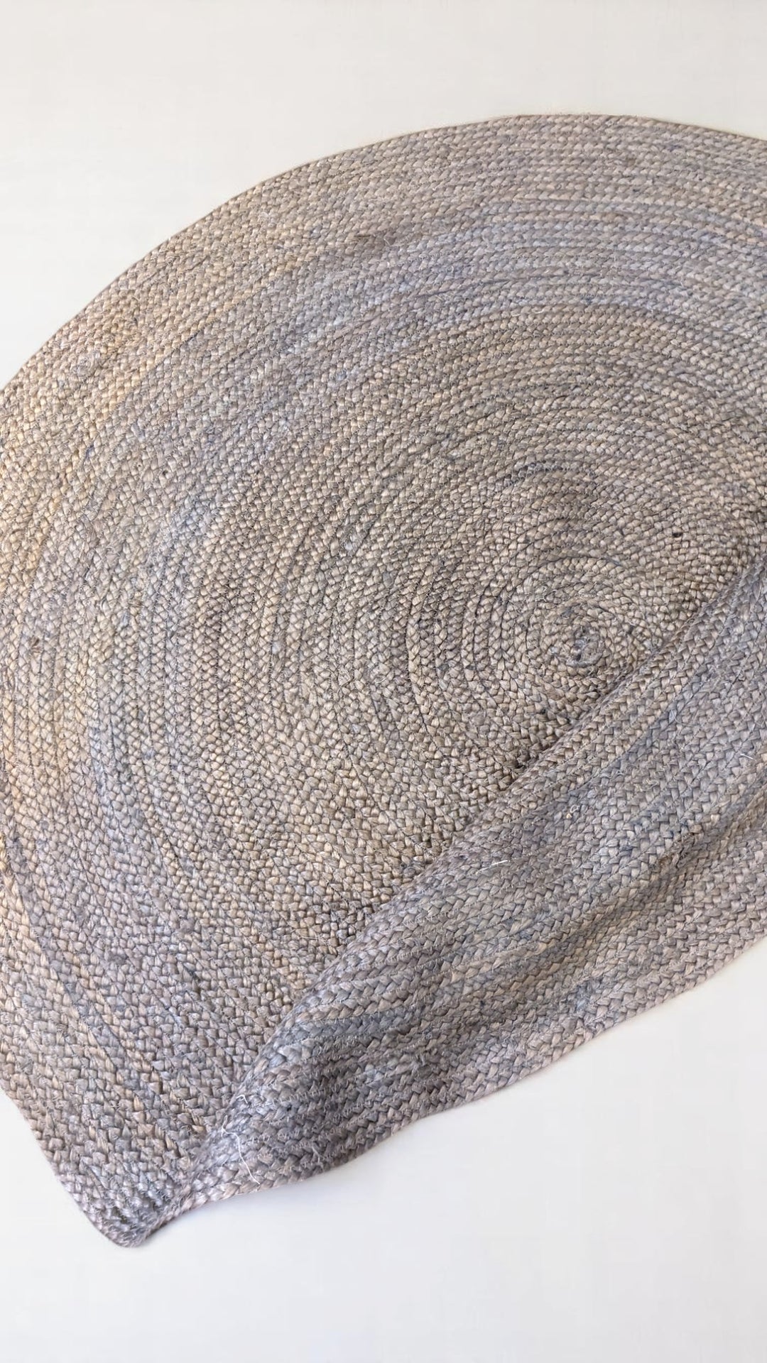 Orlia Natural Jute Rug - Size: 5.2 x 5.2