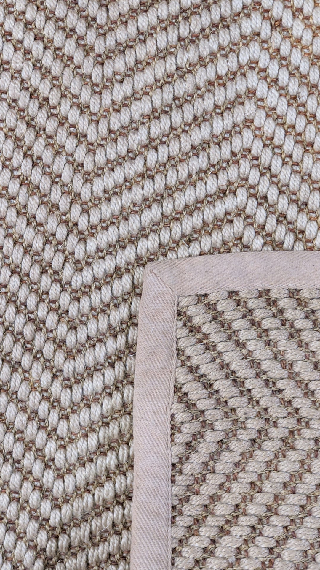 Loop Natural Jute Runner - Size: 8 x 2.7