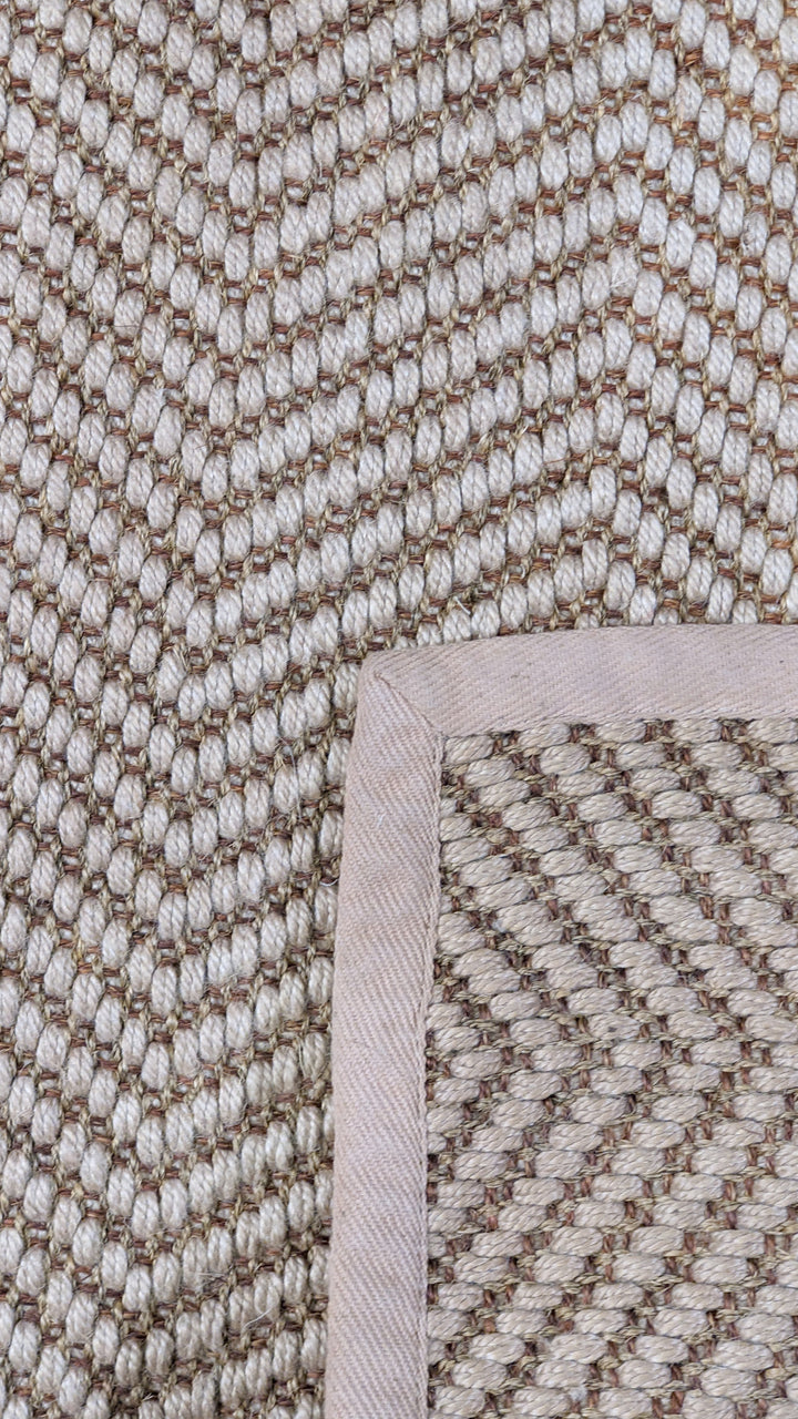 Loop Natural Jute Runner - Size: 8 x 2.7