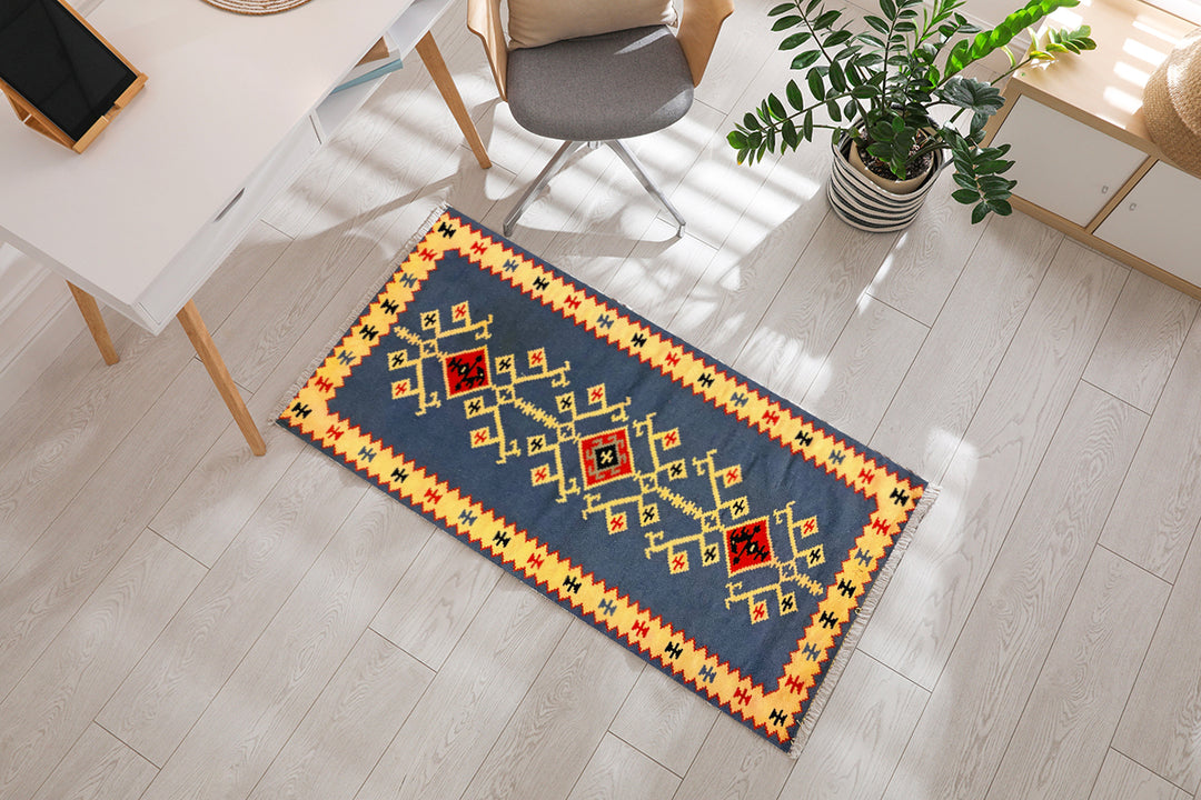 Koru - Size: 4.4 x 2.2 - Imam Carpet Co