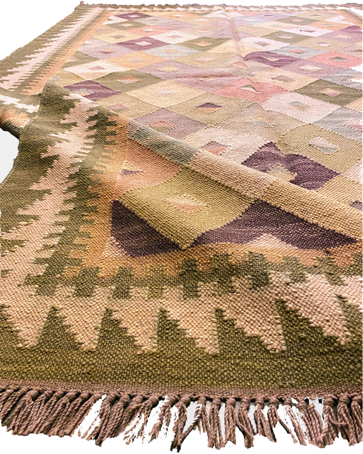 Kathy - Size: 7.10 x 5 - Imam Carpet Co