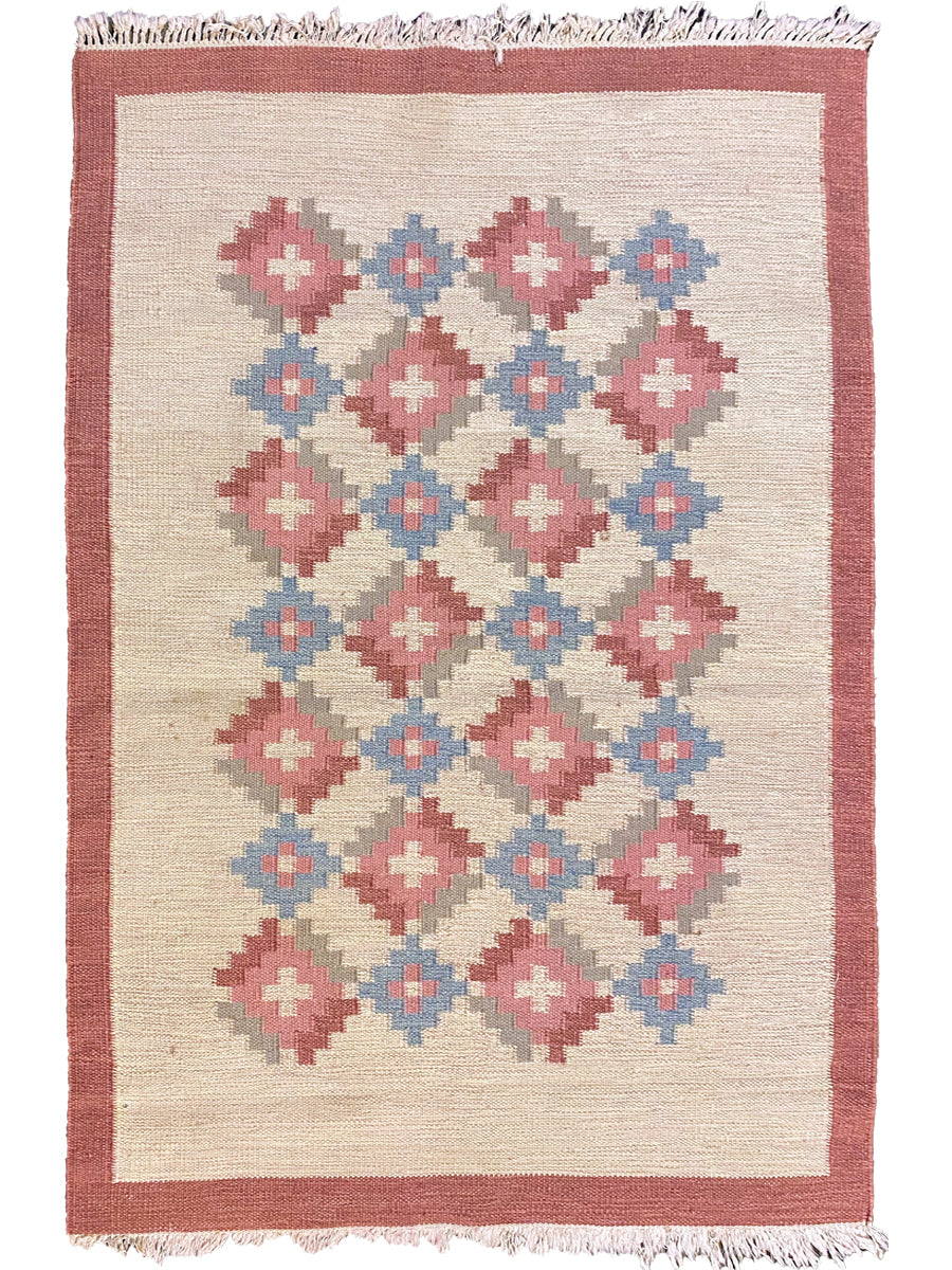 Beldibi - Size: 5.10 x 4.4 - Imam Carpet Co