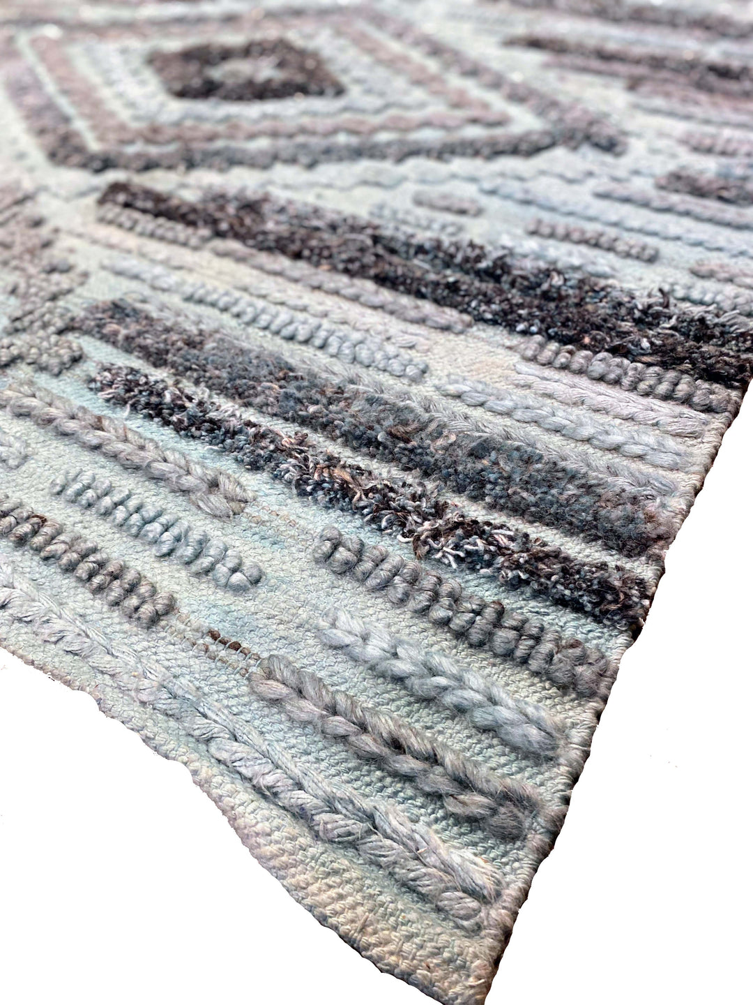 Quiell - Size: 7.10 x 4.6 - Imam Carpet Co