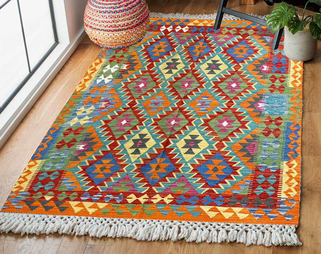 Illiyeen - Size: 6.5 x 5 - Imam Carpet Co
