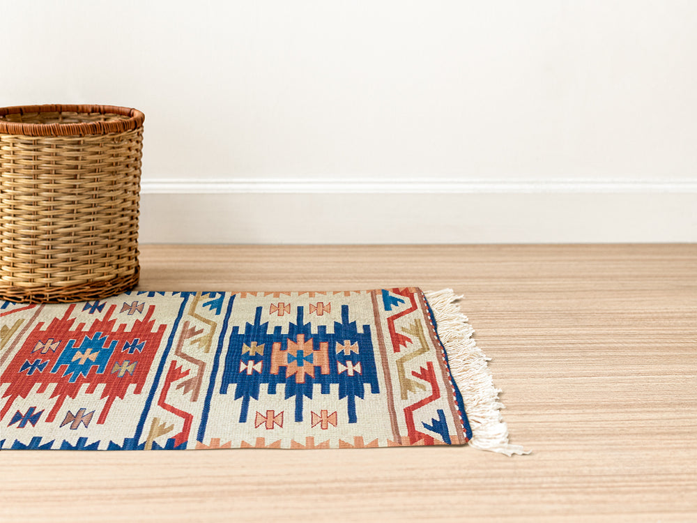 Tonya - Size: 3.1 x 2 - Imam Carpet Co