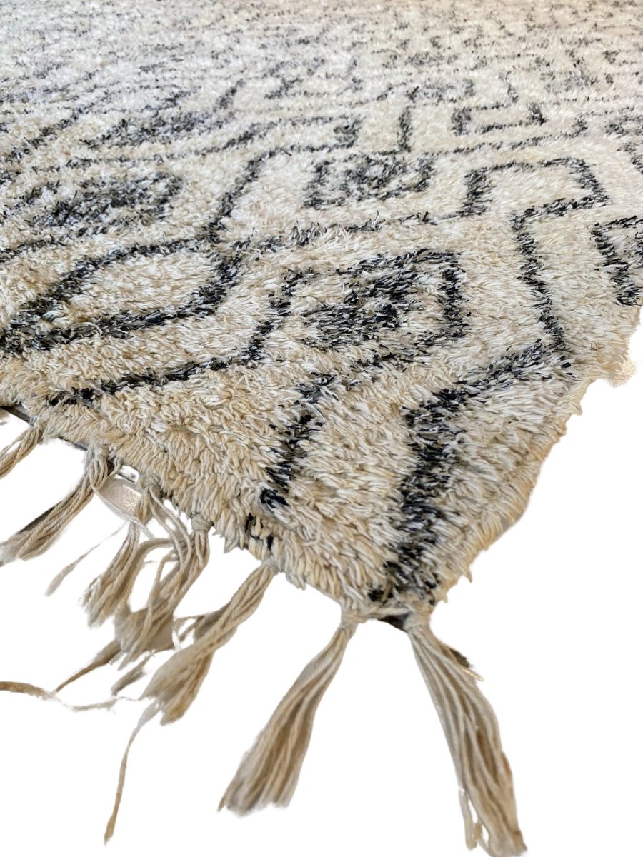 Tasseled Moroccan Rug - Size: 7.10 x 5.2 - Imam Carpet Co. Home