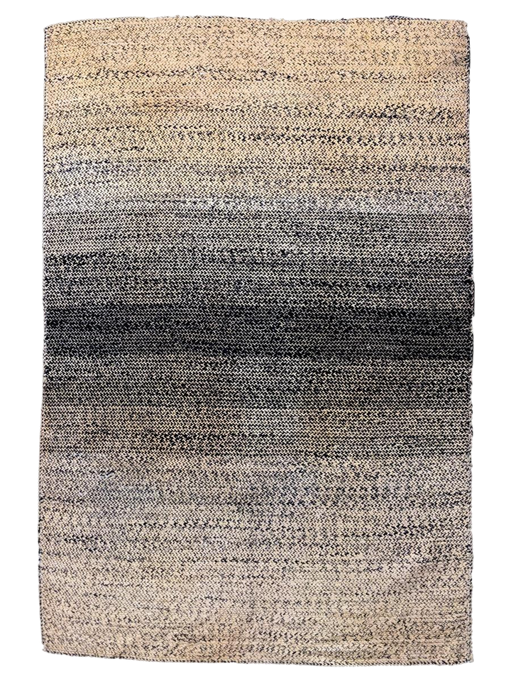 JUT270705