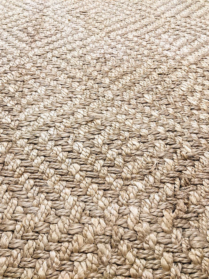 Decretal - Size: 8.2 x 4.9 - Imam Carpet Co