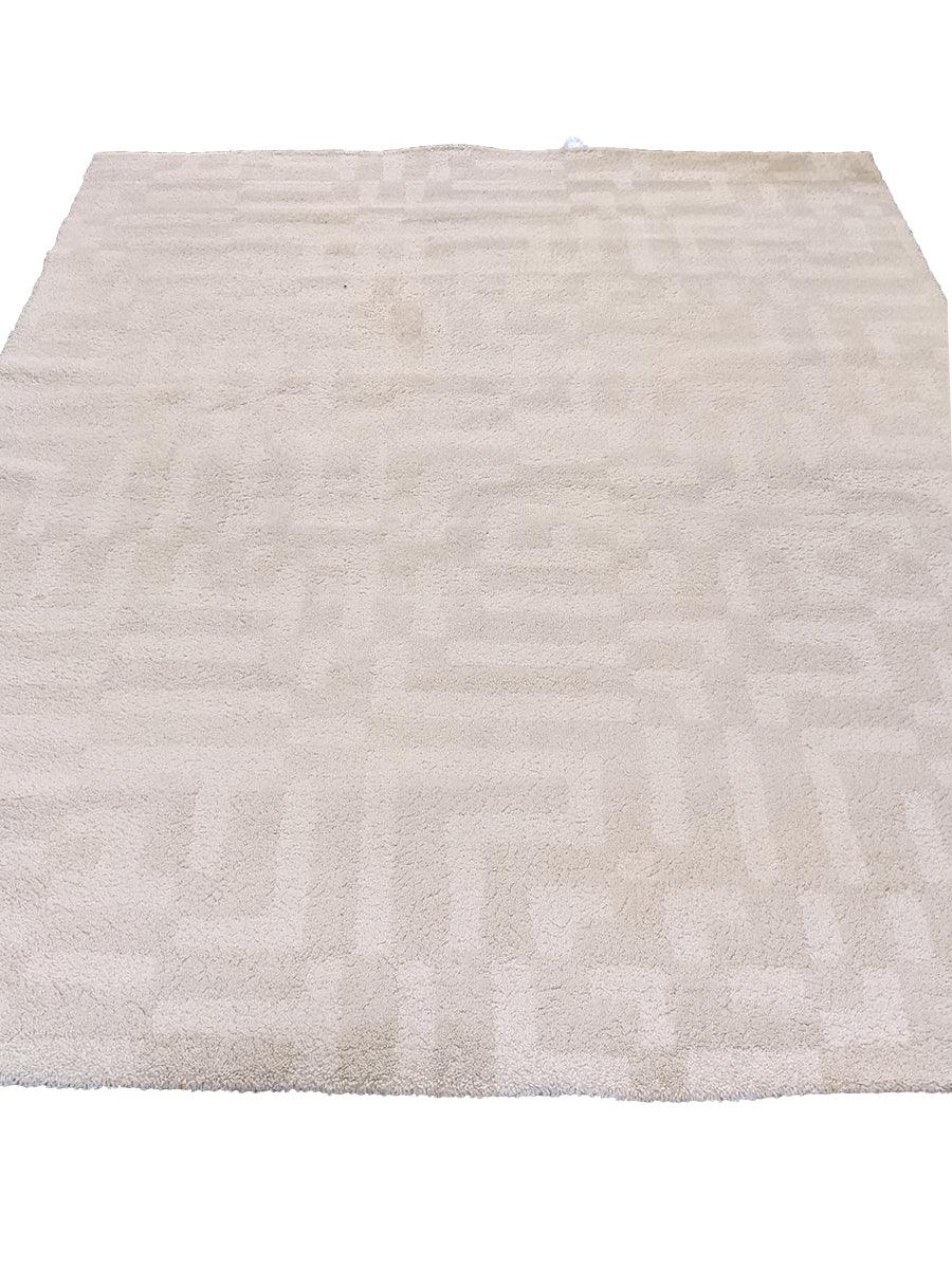 Cuddle - Size: 8.2 x 6.7 - Imam Carpet Co