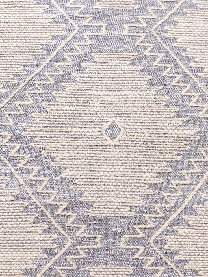 Tropichic - Size: 7.5 x 2.5 - Imam Carpet Co