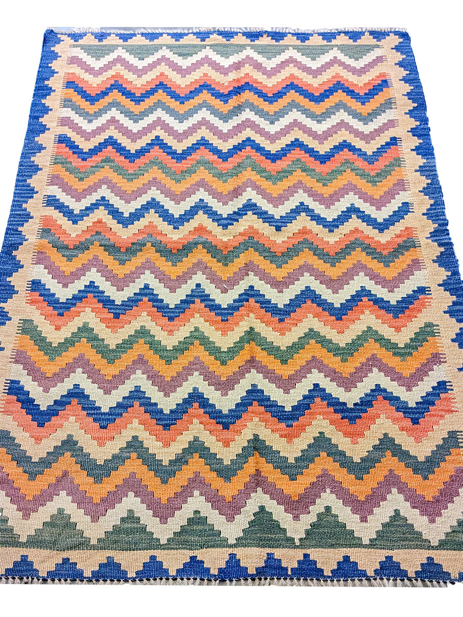 Loomlyric - Size: 5.10 x 3.10 - Imam Carpet Co