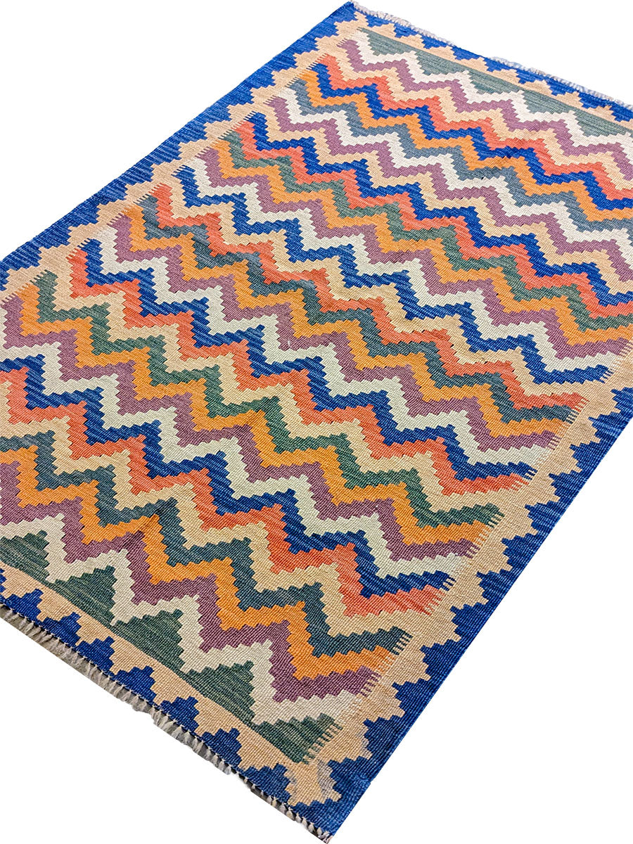 Loomlyric - Size: 5.10 x 3.10 - Imam Carpet Co