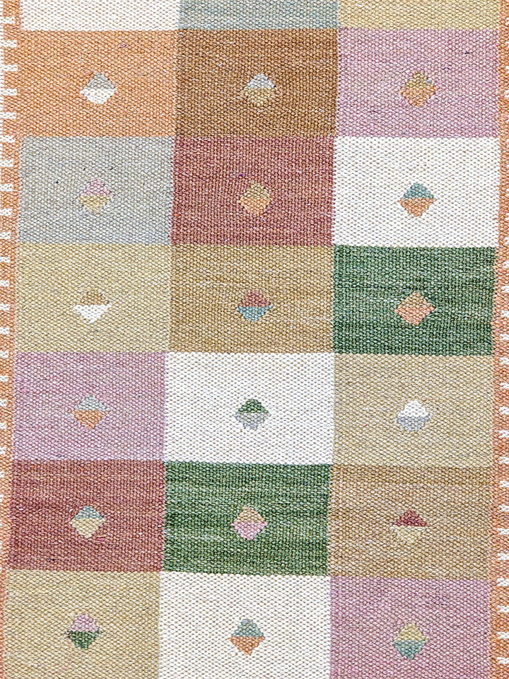Loomigacy - Size: 4.8 x 2.3 - Imam Carpet Co