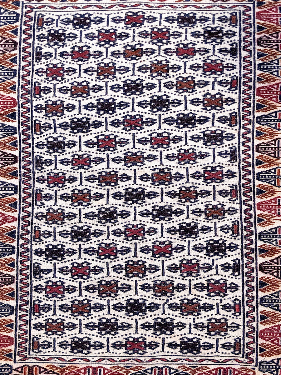 Gypserenade - Size: 5 x 3 - Imam Carpet Co
