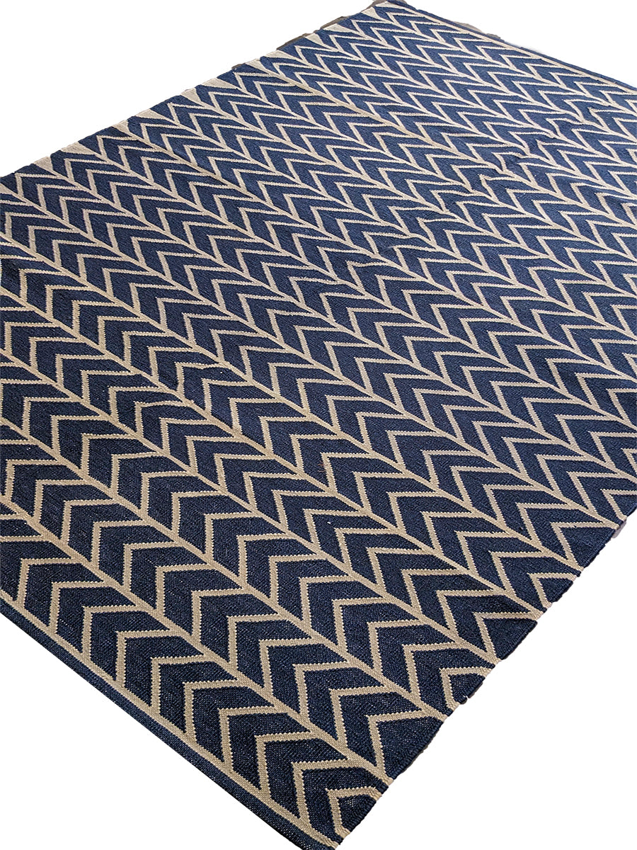 Huaven - Size: 7.10 x 5.8 - Imam Carpet Co
