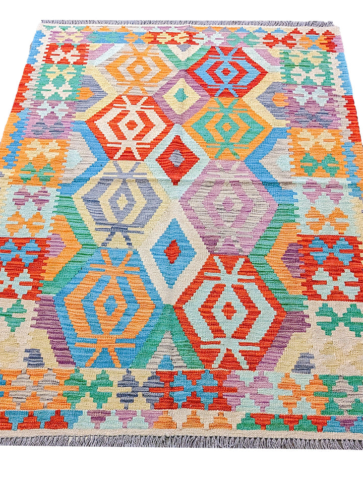 Grace - Size: 5.8 x 4.1 - Imam Carpet Co