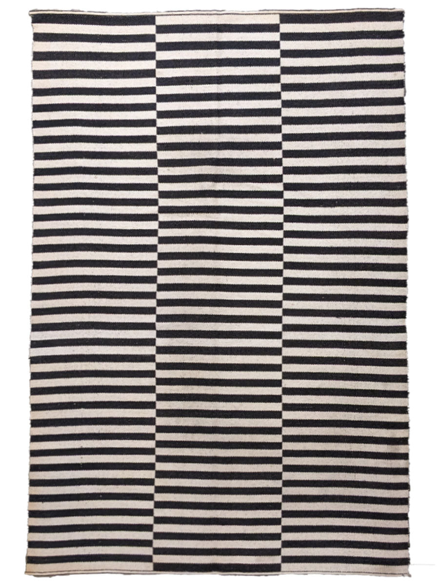 Noir - Size: 7.10 x 5.3 - Imam Carpet Co