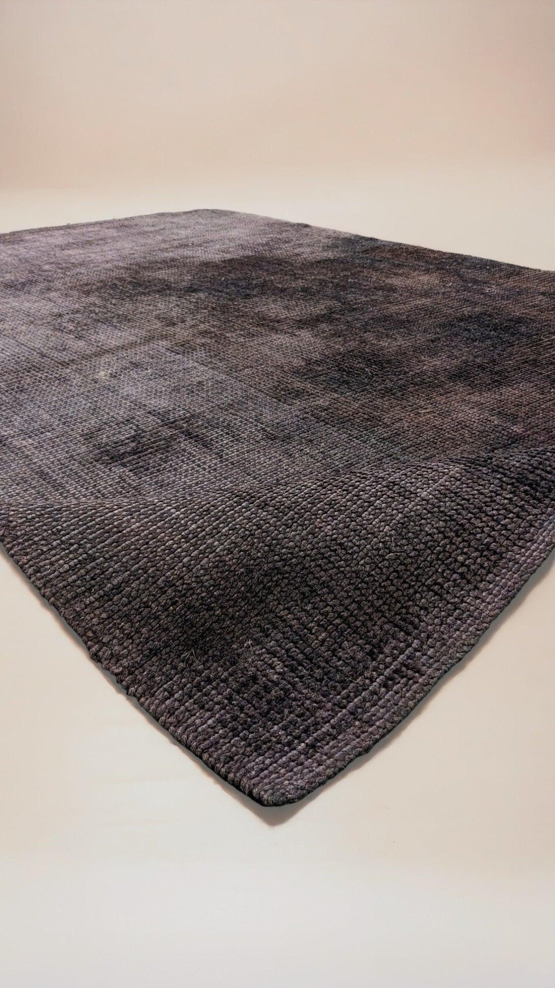 Obsidian - Size: 6.6 x 4.6 - Imam Carpet Co