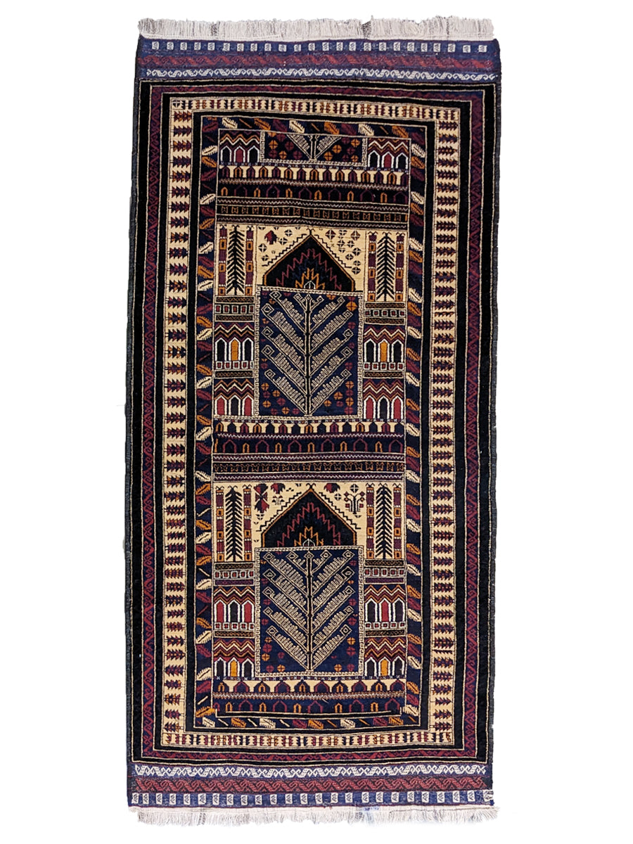 Embraces - Size: 8.7 x 4.3 - Imam Carpet Co