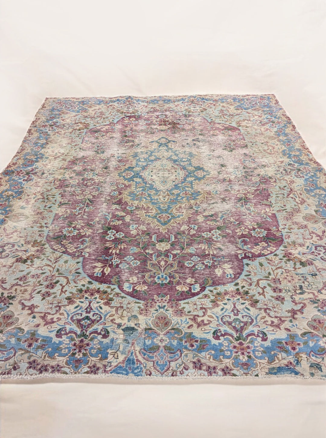 Lenora - Size: 9.10 x 6.5