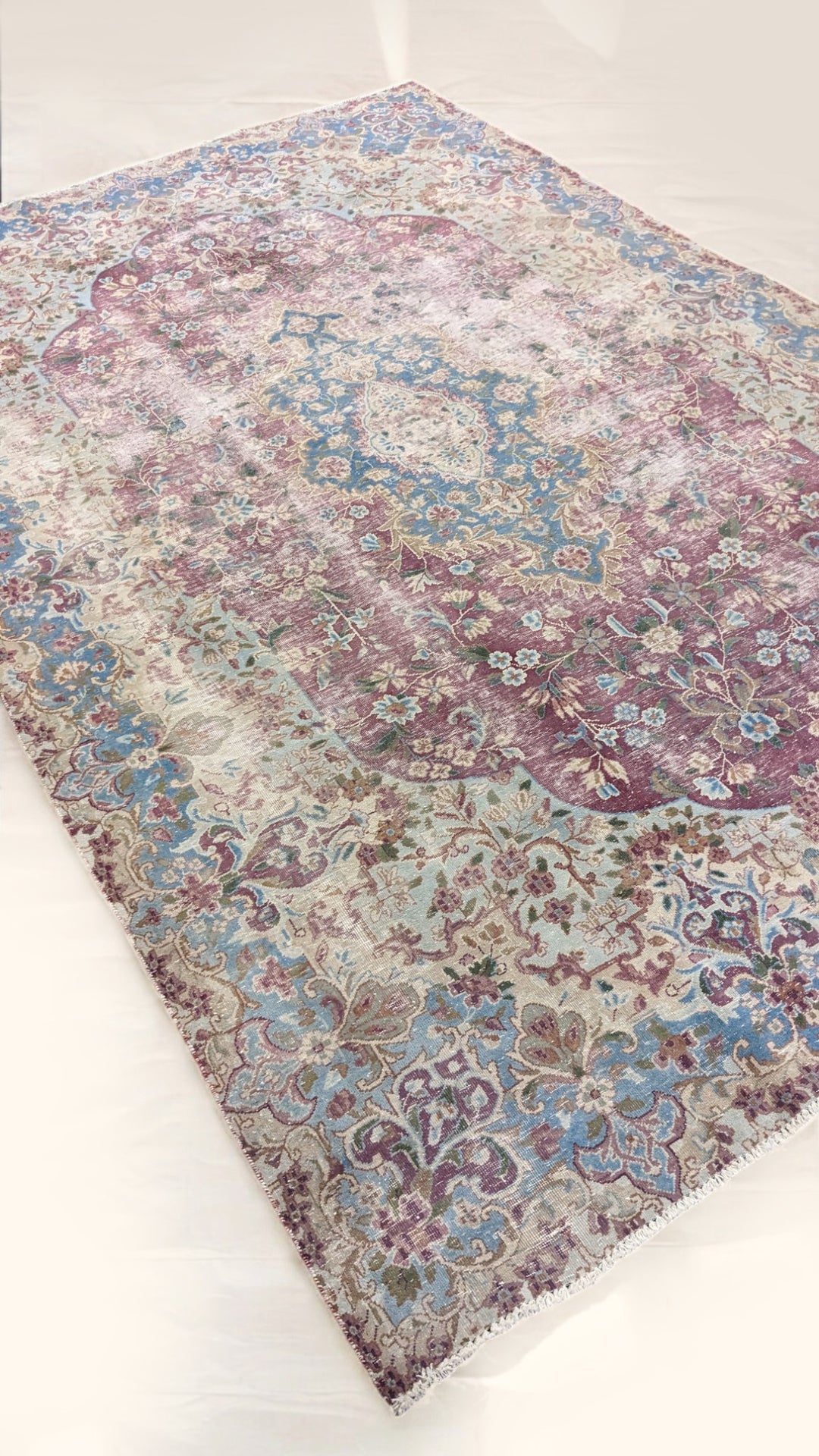 Lenora - Size: 9.10 x 6.5