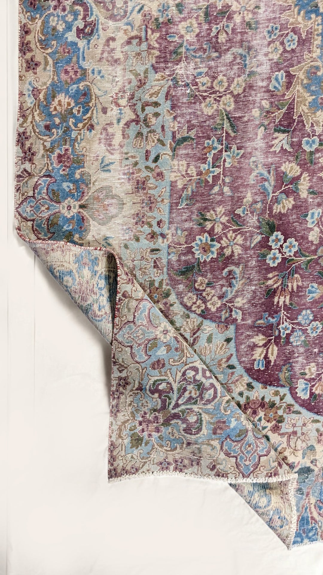 Lenora - Size: 9.10 x 6.5