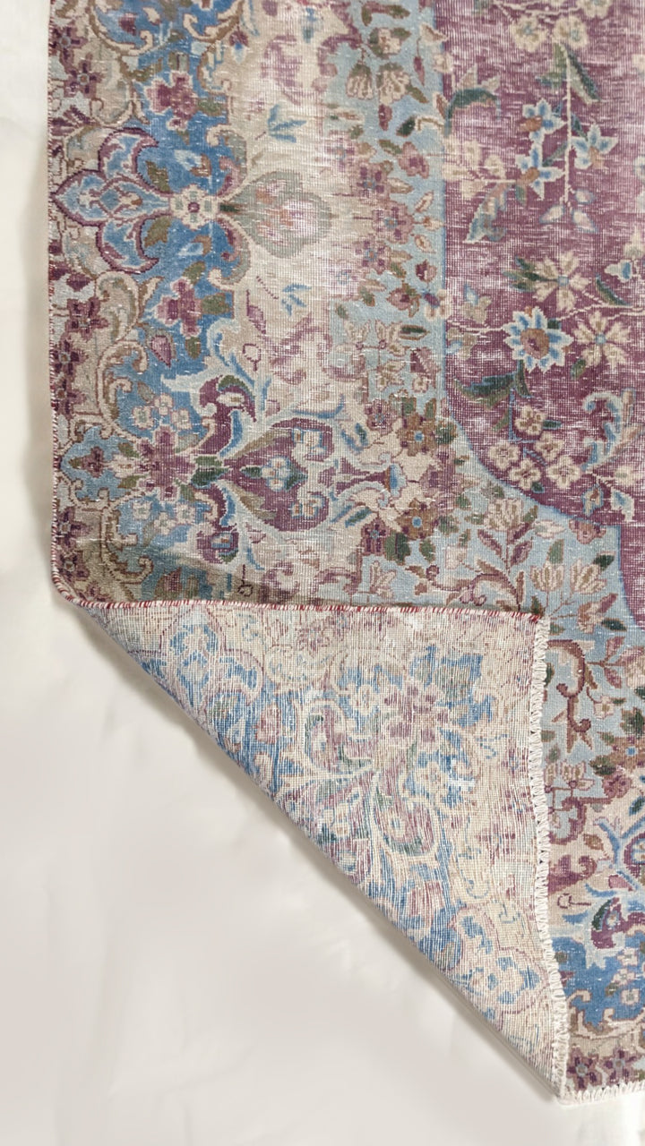 Lenora - Size: 9.10 x 6.5