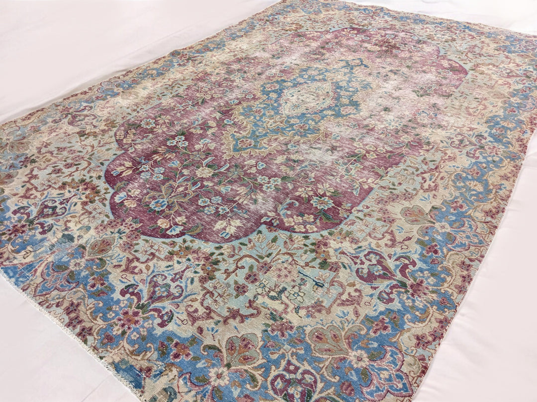 Lenora - Size: 9.10 x 6.5