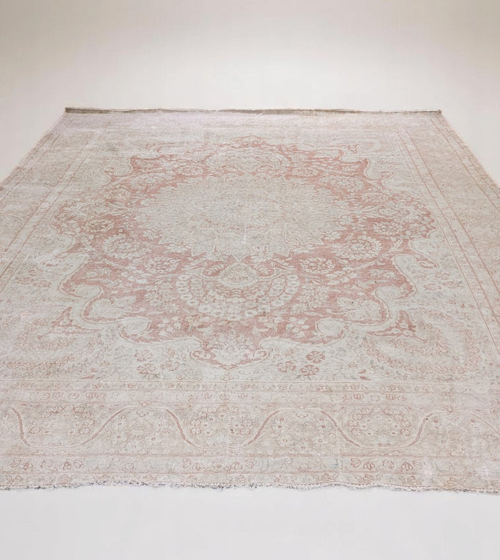 Farrow - Size: 12.6 x 9.5
