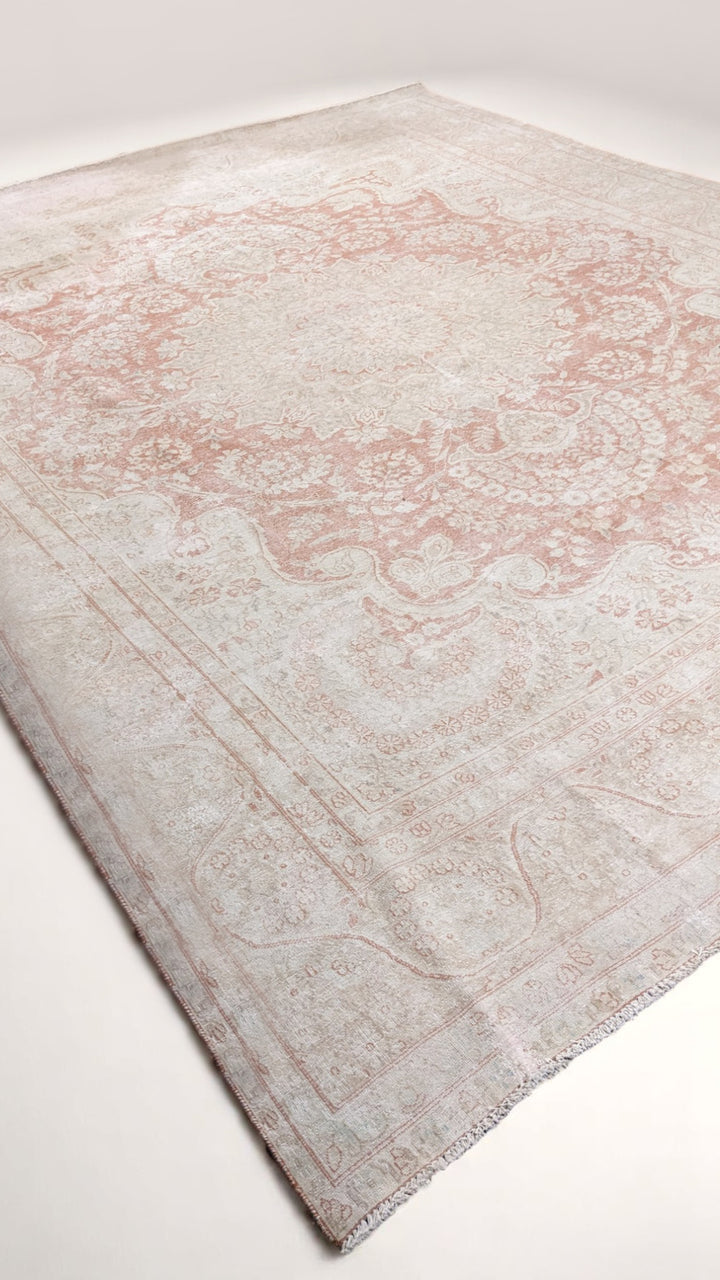 Farrow - Size: 12.6 x 9.5