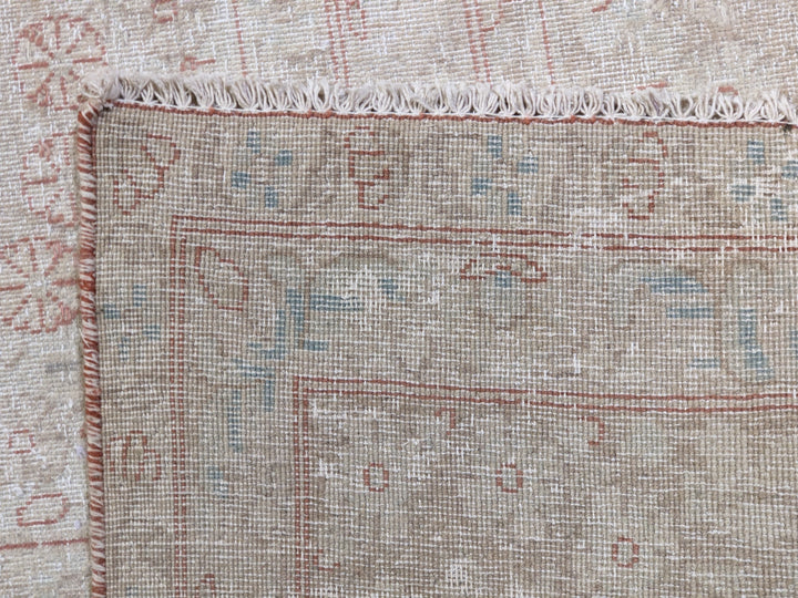 Farrow - Size: 12.6 x 9.5