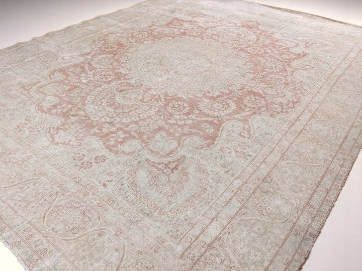 Farrow - Size: 12.6 x 9.5
